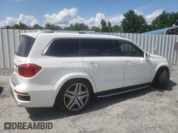 2015 Mercedes-Benz GL-Class GL 63 AMG with VIN 4JGDF7EE5FA449301, listed as a Copart auction lot 55880074 with 29,682 mi miles and Non Repairable. Bid and sale history available at carsss.com. Image 3.