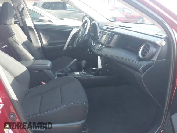 2018 Toyota RAV4 XLE with VIN JTMWFREV8JD119720, listed as a IAAI auction lot 41981890 with 43,048 mi miles. Bid and sale history available at carsss.com. Image 5.