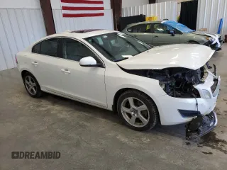 2012 Volvo S60 T5 with VIN YV1622FS6C2093764, listed as a Copart auction lot 50685645 with 182,372 mi miles and Salvage Title. Bid and sale history available at carsss.com. Image 4.
