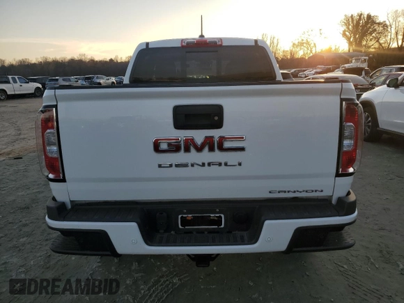 2022 GMC Canyon 2WD Denali with VIN 1GTG5EEN4N1203038, listed as a Copart auction lot 85638024 with 19,987 mi miles and Salvage Title. Bid and sale history available at carsss.com. Image 6.