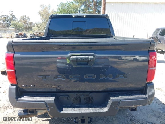 2024 Toyota Tacoma 4WD SR5 with VIN 3TMLB5JN4RM039036, listed as a IAAI auction lot 41813562 with 2,112 mi miles. Bid and sale history available at carsss.com. Image 17.