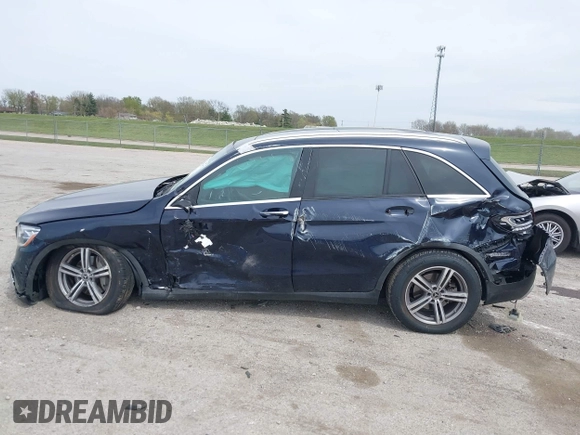 2021 Mercedes-Benz GLC 300 z VIN W1N0G8EB4MF953133, wystawiony jako IAAI lot #42031927 z przebiegiem 36 446 mil mil oraz . Historia ofert i sprzedaży dostępna na DreamBid. Obrazek 14.