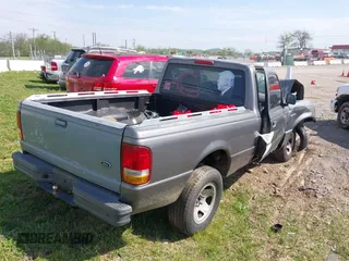 1998 Ford Ranger XL with VIN 1FTYR10C1WUB70362, listed as a IAAI auction lot 42052673 with 301,289 mi miles and . Bid and sale history available at DreamBid. Image 4.