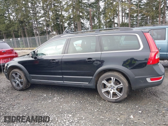 2012 Volvo XC70 T6 with VIN YV4902BZ9C1142969, listed as a IAAI auction lot 41750918 with 124,322 mi miles and . Bid and sale history available at DreamBid. Image 14.