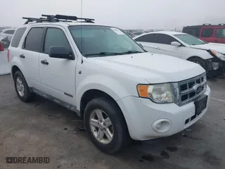 2008 Ford Escape Hybrid with VIN 1FMCU49H58KE45380, listed as a IAAI auction lot 41868022 with 175,610 mi miles. Bid and sale history available at carsss.com. Image 1.