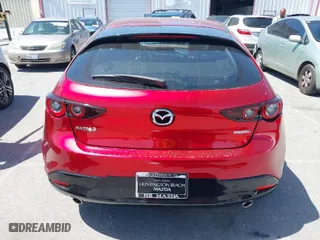 2022 Mazda Mazda3 Hatchback Preferred with VIN JM1BPALL9N1518688, listed as a IAAI auction lot 41968910 with 19,753 mi miles. Bid and sale history available at carsss.com. Image 17.