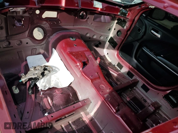 2020 Dodge Charger Scat Pack Widebody z VIN 2C3CDXGJ3LH197081, wystawiony jako Copart lot #47106555 z przebiegiem Nie podano mil oraz Nie do naprawy • Non repairable. Historia ofert i sprzedaży dostępna na DreamBid. Obrazek 8.