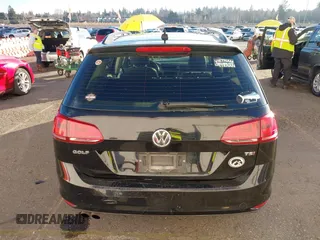 2015 Volkswagen Golf SportWagen TSI SE with VIN 3VWC17AU0FM513448, listed as a IAAI auction lot 41385273 with 158,861 mi miles. Bid and sale history available at carsss.com. Image 16.