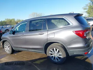 2019 Honda Pilot EX-L with VIN 5FNYF6H54KB038176, listed as a IAAI auction lot 42039560 with 52,404 mi miles and . Bid and sale history available at carsss.com. Image 15.