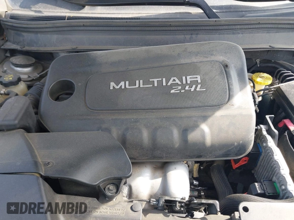 2015 Jeep Cherokee Latitude with VIN 1C4PJMCBXFW639671, listed as a IAAI auction lot 42132976 with 88,931 mi miles. Bid and sale history available at carsss.com. Image 10.
