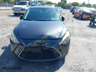 2018 Toyota Yaris iA with VIN 3MYDLBYV0JY333442, listed as a IAAI auction lot 41935391 with 98,124 mi miles. Bid and sale history available at carsss.com. Image 6.