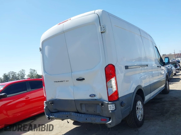 2015 Ford Transit Cargo with VIN 1FTNE2CM4FKA07886, listed as a IAAI auction lot 42446968 with 124,632 mi miles and . Bid and sale history available at DreamBid. Image 4.