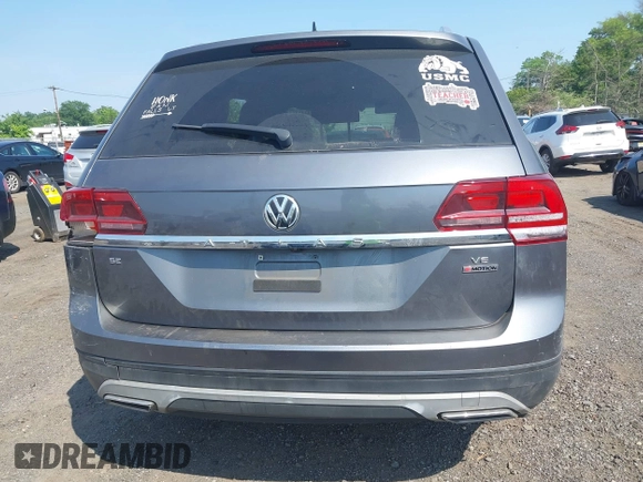 2018 Volkswagen Atlas SE with VIN 1V2KR2CA3JC504717, listed as a IAAI auction lot 42414174 with 105,909 mi miles and . Bid and sale history available at DreamBid. Image 16.