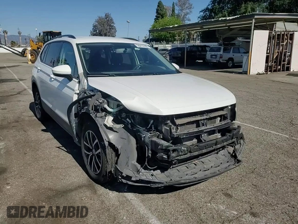 2021 Volkswagen Tiguan S z VIN 3VV1B7AX8MM146962, wystawiony jako Copart lot #56416195 z przebiegiem 113 002 mil mil oraz Szkoda całkowita • Salvage title. Historia ofert i sprzedaży dostępna na DreamBid. Obrazek 15.