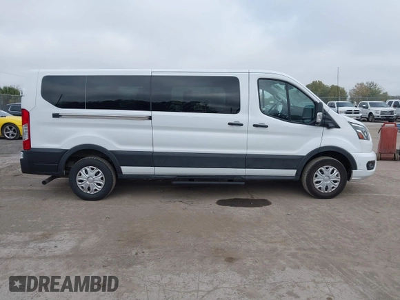 2023 Ford Transit Passenger XL with VIN 1FBAX2YG0PKA93666, listed as a IAAI auction lot 41493225 with 44,092 mi miles and . Bid and sale history available at DreamBid. Image 13.