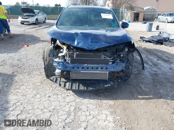 2017 Lincoln MKC Select with VIN 5LMCJ2D94HUL50145, listed as a IAAI auction lot 41620695 with 100,331 mi miles and . Bid and sale history available at DreamBid. Image 6.