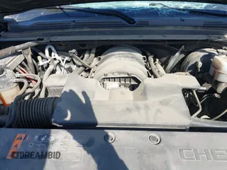 2019 Chevrolet Suburban LT with VIN 1GNSKHKC3KR285095, listed as a IAAI auction lot 41851014 with 151,075 mi miles and . Bid and sale history available at DreamBid. Image 10.