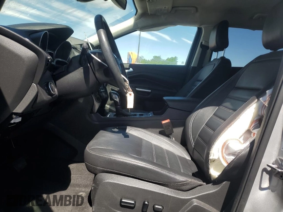 2019 Ford Escape Titanium с VIN 1FMCU9J90KUB85595, выставлен на аукционе Copart как лот 57410045 с пробегом 47 995 миль миль и Списание • Salvage title. История ставок и продаж доступна на DreamBid. Изображение 7.
