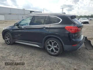 2017 BMW X1 xDrive28i with VIN WBXHT3C39H5F81200, listed as a Copart auction lot 55304485 with 88,948 mi miles and Salvage Title. Bid and sale history available at DreamBid. Image 2.