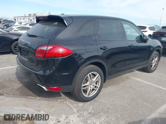 2014 Porsche Cayenne Diesel with VIN WP1AF2A23ELA41435, listed as a IAAI auction lot 41396109 with 78,461 mi miles and . Bid and sale history available at DreamBid. Image 4.