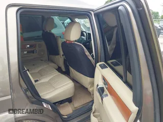 2011 Land Rover LR4 Lux with VIN SALAK2D44BA557992, listed as a IAAI auction lot 42267596 with 217,414 mi miles and . Bid and sale history available at DreamBid. Image 8.
