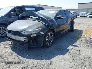 2020 Nissan Maxima SV z VIN 1N4AA6CV3LC374574, wystawiony jako IAAI lot #41954908 z przebiegiem 93 302 mil mil oraz . Historia ofert i sprzedaży dostępna na DreamBid. Obrazek 2.