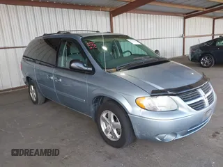 2005 Dodge Caravan SXT with VIN 2D4GP44L45R219775, listed as a IAAI auction lot 42570856 with 110,175 mi miles and . Bid and sale history available at DreamBid. Image 1.