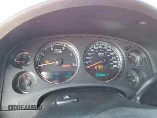 2011 GMC Sierra 2500HD SLT с VIN 1GT121E8XBF134436, выставлен на аукционе Copart как лот 45011735 с пробегом 44 287 миль миль и Списание • Salvage title. История ставок и продаж доступна на DreamBid. Изображение 9.