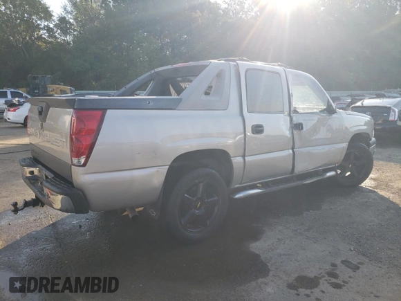 2005 Chevrolet Avalanche LS with VIN 3GNEC12Z75G154147, listed as a Copart auction lot 75171934 with Not Provided miles and Salvage Title. Bid and sale history available at DreamBid. Image 3.