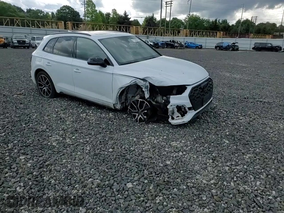 2023 Audi SQ5 Premium Plus z VIN WA1B4AFYXP2146513, wystawiony jako Copart lot #71226964 z przebiegiem 20 422 mil mil oraz Szkoda całkowita • Salvage title. Historia ofert i sprzedaży dostępna na DreamBid. Obrazek 12.