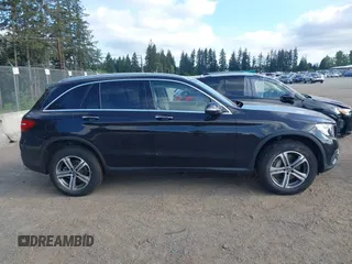 2019 Mercedes-Benz GLC 350e z VIN WDC0G5EB0KF568293, wystawiony jako IAAI lot #42179212 z przebiegiem Nie podano mil oraz . Historia ofert i sprzedaży dostępna na DreamBid. Obrazek 14.