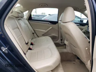 2015 Volkswagen Passat S with VIN 1VWAT7A30FC107907, listed as a Copart auction lot 53165615 with 196,059 mi miles and Clean title. Bid and sale history available at DreamBid. Image 10.