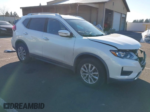 2018 Nissan Rogue SV with VIN KNMAT2MV8JP561410, listed as a IAAI auction lot 41691135 with 76,922 mi miles. Bid and sale history available at carsss.com. Image 1.