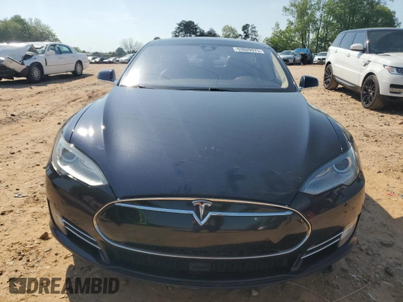 2014 Tesla Model S 60 with VIN 5YJSA1S11EFP56866, listed as a Copart auction lot 53020975 with 149,408 mi miles and Clean Title. Bid and sale history available at DreamBid. Image 5.