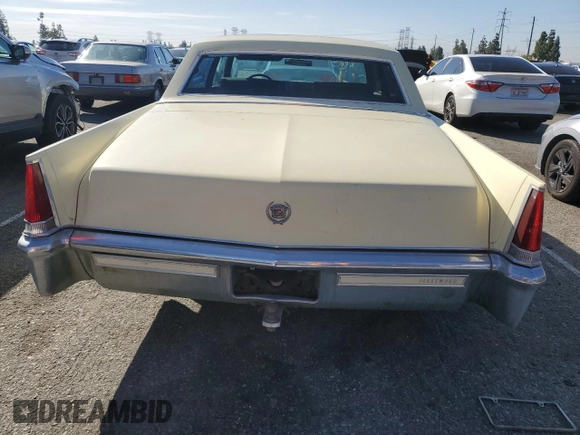 1969 Cadillac Fleetwood z VIN P9296258, wystawiony jako Copart lot #44472325 z przebiegiem 45 798 mil mil oraz Czysty tytuł • Clean title. Historia ofert i sprzedaży dostępna na DreamBid. Obrazek 6.