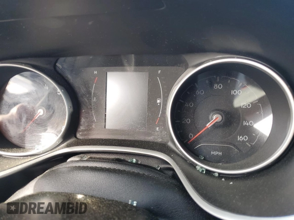 2019 Jeep Compass Latitude with VIN 3C4NJDBB1KT647036, listed as a Copart auction lot 58234915 with Not provided miles and Salvage title. Bid and sale history available at DreamBid. Image 9.