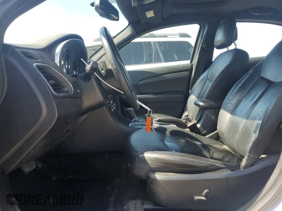 2013 Chrysler 200 Limited with VIN 1C3CCBCG6DN543455, listed as a Copart auction lot 52881035 with 105,722 mi miles and Salvage Title. Bid and sale history available at carsss.com. Image 7.