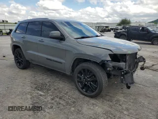 2020 Jeep Grand Cherokee Laredo E with VIN 1C4RJEAG5LC392215, listed as a Copart auction lot 55935375 with 139,724 mi miles and Salvage title. Bid and sale history available at DreamBid. Image 4.