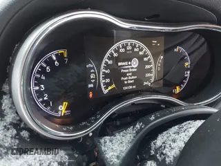 2016 Jeep Grand Cherokee High Altitude with VIN 1C4RJFCGXGC417764, listed as a IAAI auction lot 41242730 with 124,139 mi miles. Bid and sale history available at carsss.com. Image 7.