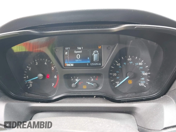 2019 Ford Transit z VIN 1FTYR1YG3KKB67475, wystawiony jako IAAI lot #42293822 z przebiegiem 125 529 mil mil oraz . Historia ofert i sprzedaży dostępna na DreamBid. Obrazek 6.