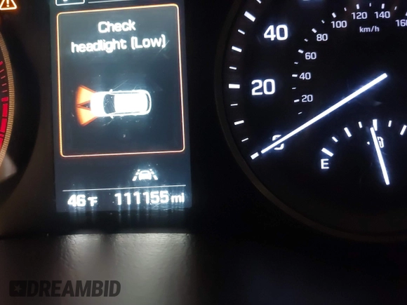 2016 Hyundai Tucson Limited with VIN KM8J33A27GU085639, listed as a IAAI auction lot 41733158 with 111,155 mi miles. Bid and sale history available at carsss.com. Image 7.