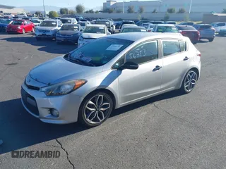 2016 Kia Forte SX с VIN KNAFZ5A35G5635456, выставлен на аукционе IAAI как лот 41656753 с пробегом 130 838 миль миль и . История ставок и продаж доступна на DreamBid. Изображение 2.