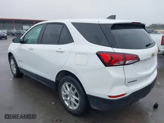 2022 Chevrolet Equinox LS with VIN 3GNAXHEV7NS222805, listed as a IAAI auction lot 41595840 with 37,430 mi miles. Bid and sale history available at carsss.com. Image 3.