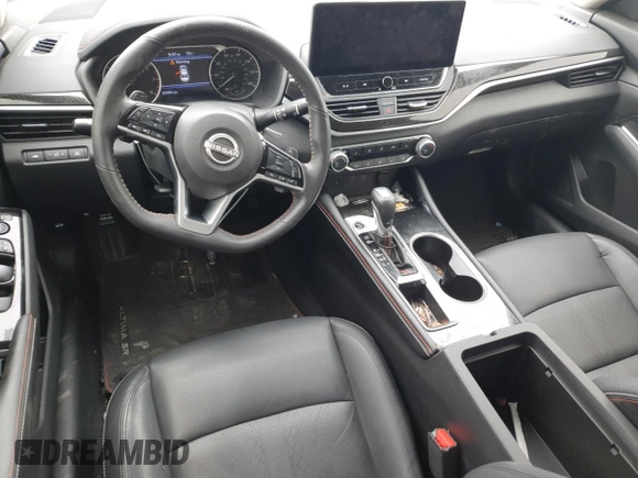 2023 Nissan Altima 2.5 SR with VIN 1N4BL4CV4PN400466, listed as a Copart auction lot 50643435 with 33,369 mi miles and Salvage Title. Bid and sale history available at carsss.com. Image 8.