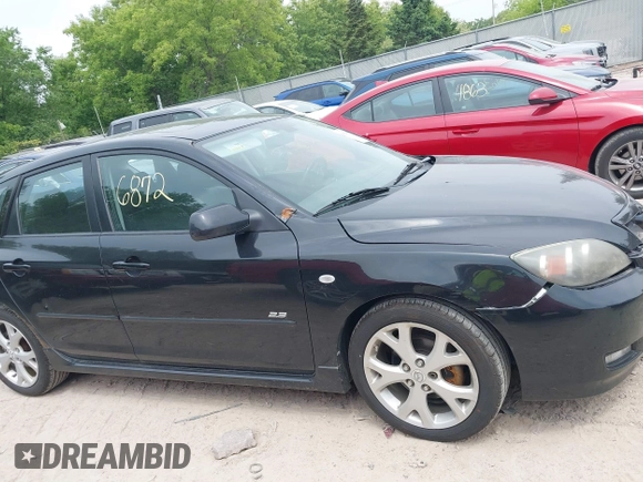 2008 Mazda 3 S Grand Touring z VIN JM1BK343781794364, wystawiony jako IAAI lot #42376872 z przebiegiem 208 690 mil mil oraz . Historia ofert i sprzedaży dostępna na DreamBid. Obrazek 14.