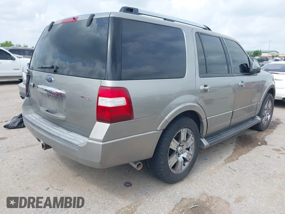 2008 Ford Expedition Limited с VIN 1FMFU19508LA25294, выставлен на аукционе IAAI как лот 42466290 с пробегом 248 313 миль миль и . История ставок и продаж доступна на DreamBid. Изображение 4.