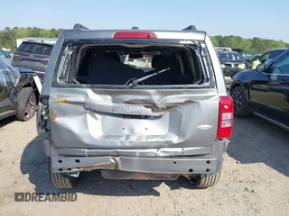 2014 Jeep Patriot Latitude with VIN 1C4NJPFA4ED535148, listed as a IAAI auction lot 42037942 with 192,493 mi miles and . Bid and sale history available at carsss.com. Image 16.