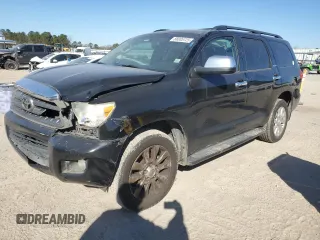 2016 Toyota Sequoia Platinum with VIN 5TDDW5G10GS135028, listed as a Copart auction lot 88005725 with 242,760 mi miles and Salvage Title. Bid and sale history available at carsss.com. Image 1.
