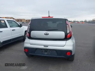 2018 Kia Soul with VIN KNDJN2A25J7597186, listed as a IAAI auction lot 41421770 with 283,072 mi miles. Bid and sale history available at carsss.com. Image 16.