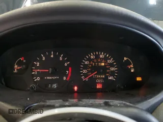 2000 Hyundai Elantra z VIN KMHJW35F5YU181324, wystawiony jako Copart lot #48016775 z przebiegiem 79 686 mil mil oraz Czysty tytuł • Clean title. Historia ofert i sprzedaży dostępna na DreamBid. Obrazek 9.